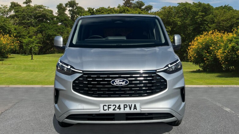 Ford Tourneo Custom 320 L2 Diesel Fwd 2.0 EcoBlue 136ps H1 Titanium 8 seater